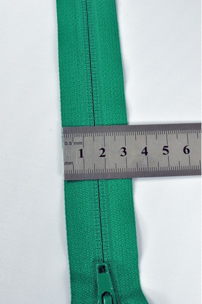 ZIP020  2號拉鏈 聚酯牙拉鏈款式  內織拉鏈款式  密尾拉鏈款式  不設單獨拉鍊訂購 側面照